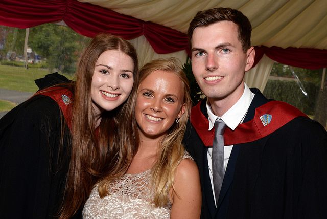 AstonUniversity's tweet photo. 📸| Have you spotted yourself in the #astongrads photo album? 👉🏻 https://t.co/ye1cp6qyp3 https://t.co/tguehLubFk