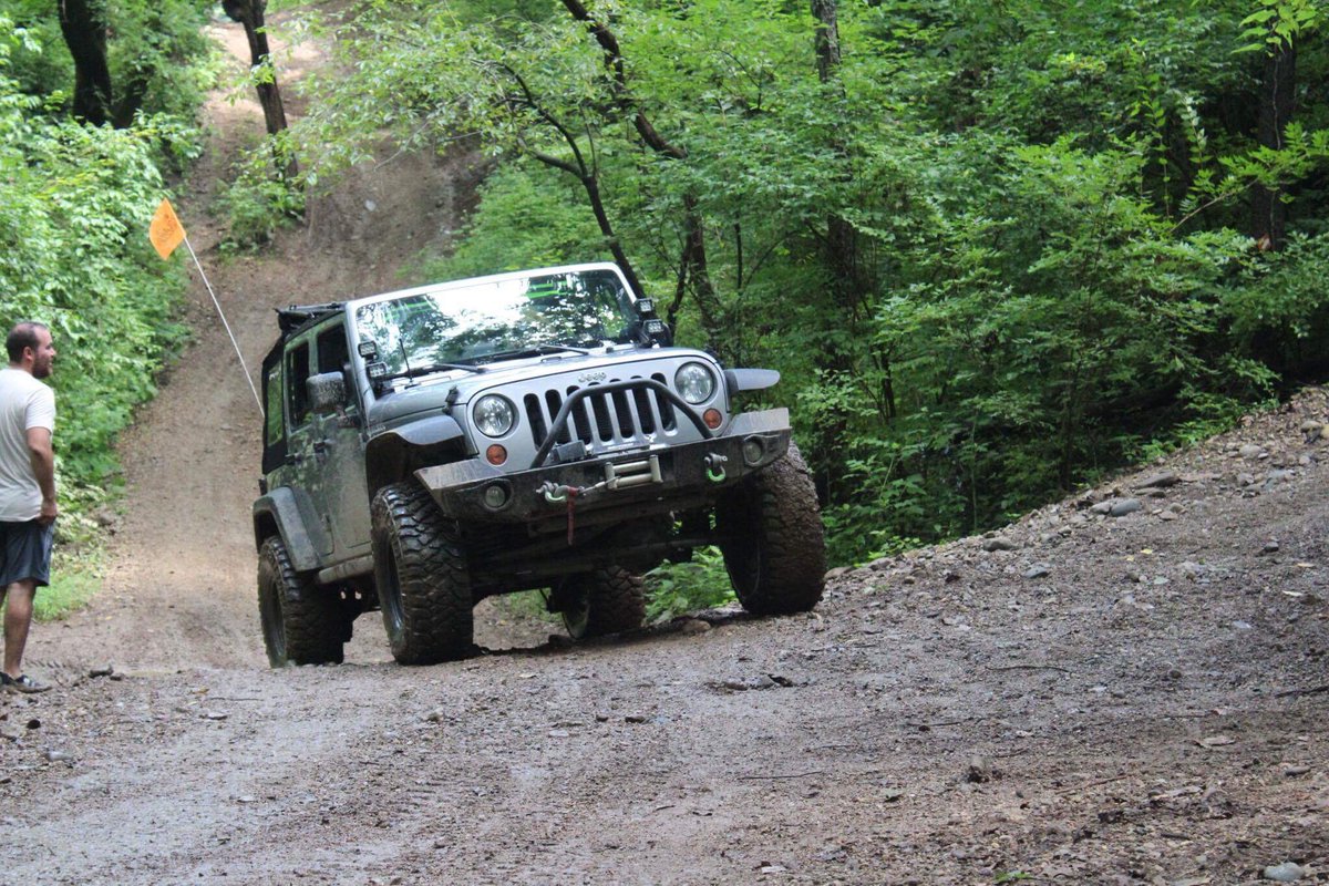 <a href="/THEJeepMafia/">The Jeep Mafia</a> @thefacesofjeep <a href="/milania1997/">Ɗ.</a> <a href="/KricketJeeper/">KricketJeeper 💚lllllll💚</a> @TheMudYeti <a href="/TheJeepKreweInc/">Tampa Jeep Krewe ®</a> <a href="/kcpfing/">Kolbe</a> Heading into #humpday #wegotthis