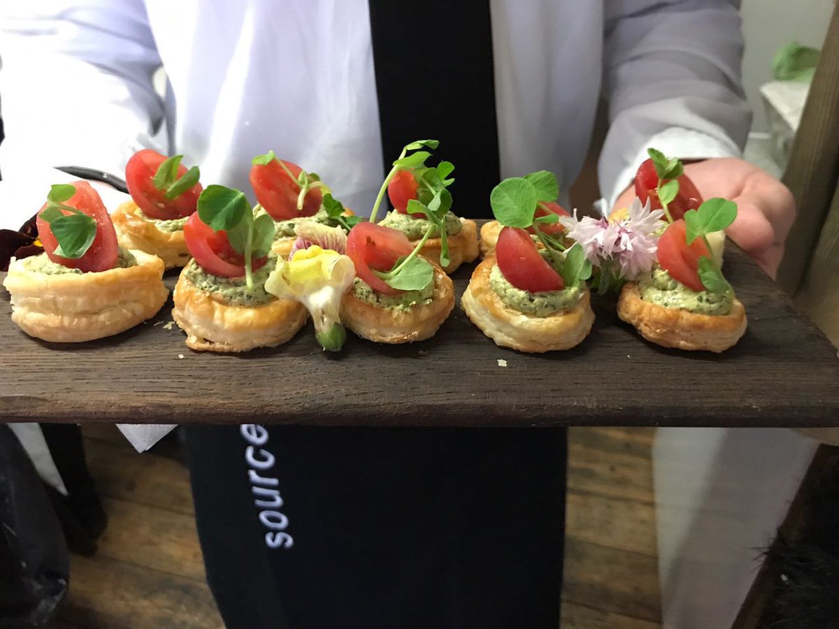 Source_Food's tweet photo. A delicious Cape botanical inspired menu for the launch of the Geometrics Drinks gin and botanical tonics. https://t.co/1JyB3IC7cw
