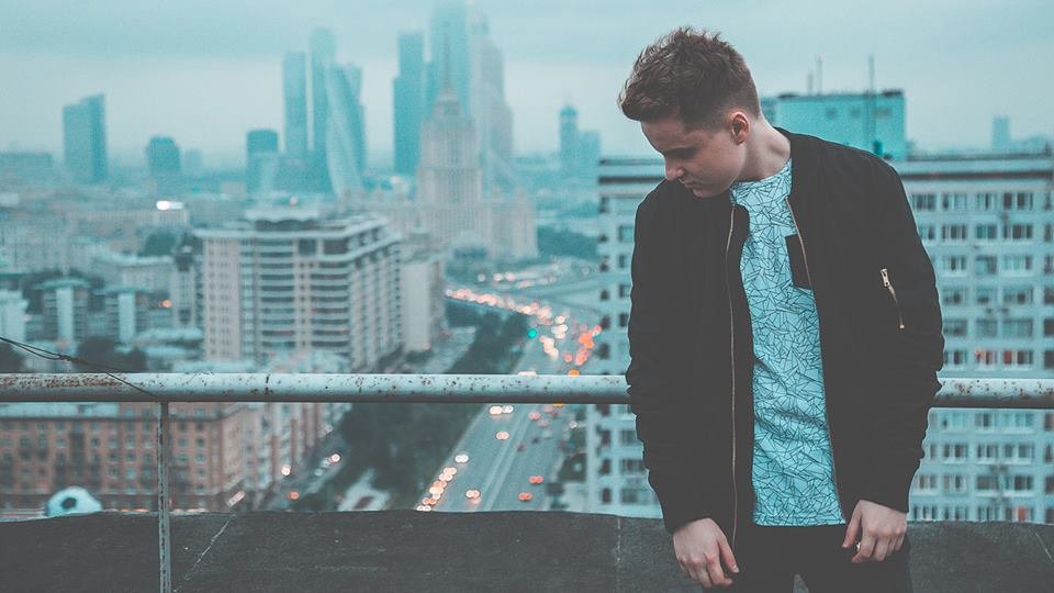 vionkonger's tweet photo. New music coming this friday and i'm super excited! 😎🙌 https://t.co/6cWC0IWZmF