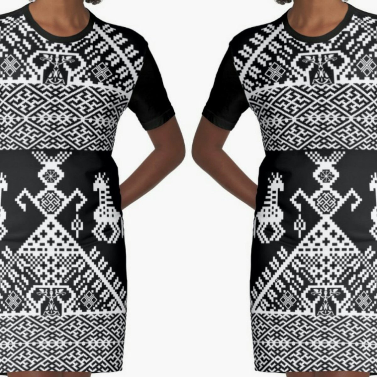 Branko65J's tweet photo. Crno belo
Jednostavno
Staroslovendki motiv
#mokos#tshirtdress #promoteSerbia #BJArt #etnodesign #worldstyle #ancientslavic https://t.co/sNPk1S7IE4