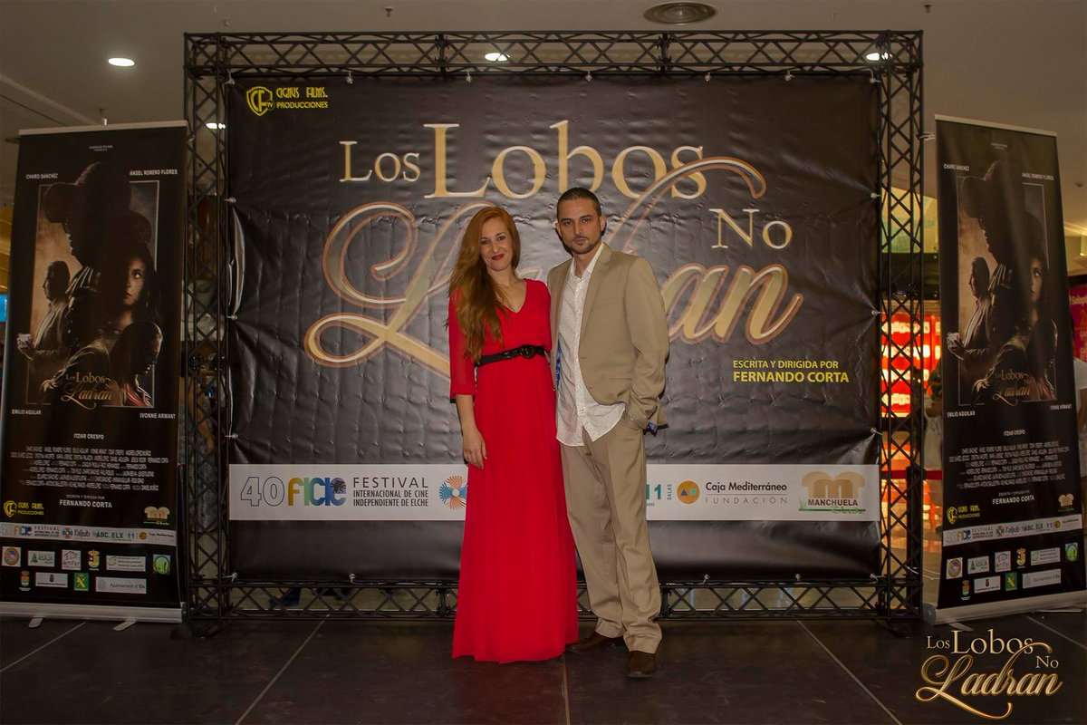 ActorRaulRobles's tweet photo. Gran presentación de la serie Los Lobos no Ladran, dentro del Festival Internacional de Cine Independiente de Elche, en el L´aljub. https://t.co/ngvC8onQsy