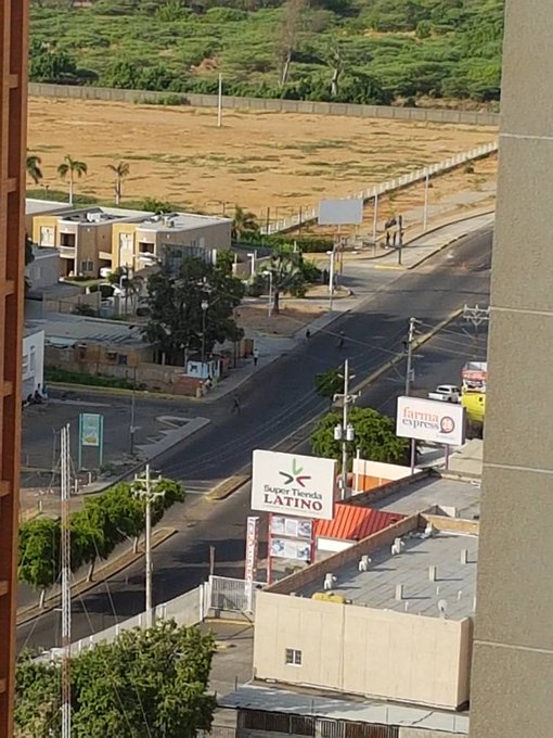 View image on Twitter