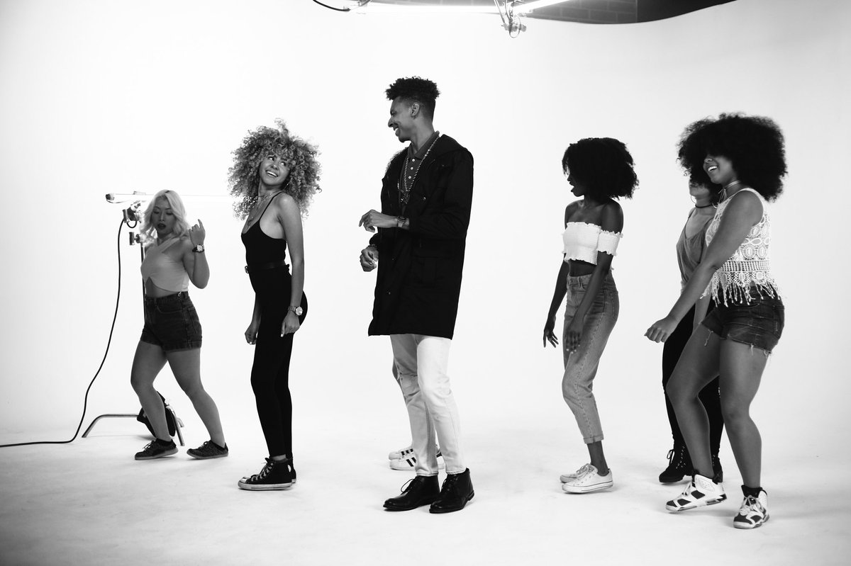 niathelight's tweet photo. #Bts of the Wifeable music video. 
Shot by #J3Collection. ❤️ https://t.co/s7i3y57Uro