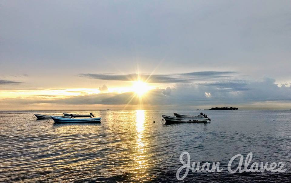 spcver's tweet photo. Así amanece el puerto de #Veracruz, #México 🇲🇽
Miércoles 26 de julio de 2017
Playa Martí, 7:26 AM.
Vía @JuanitoAlavez
@webcamsdemexico https://t.co/gihisGjper