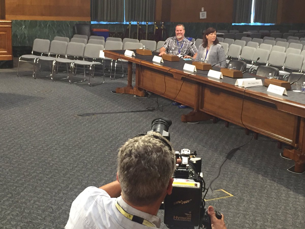 eflyprods's tweet photo. Prepping for @JDRFAdvocacy coverage congressional hearing. #JDRFCC17 #T1D #WhyIAdvocate https://t.co/Pm3NFhy1Um