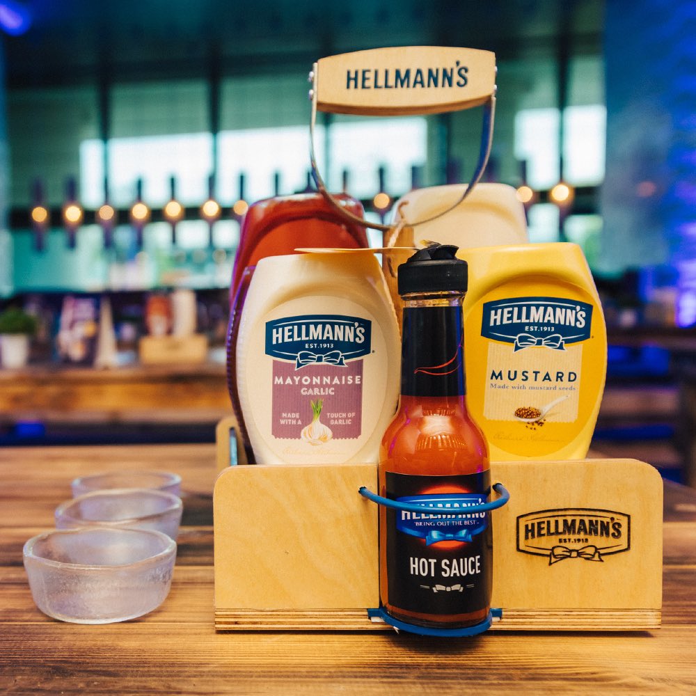 Masada bu lezzetler varsa rahat bir nefes alabilirsiniz çünkü o yemek kesinlikle nefis geçecek!😉Hellmann's'lar evinizde ve marketlerde!