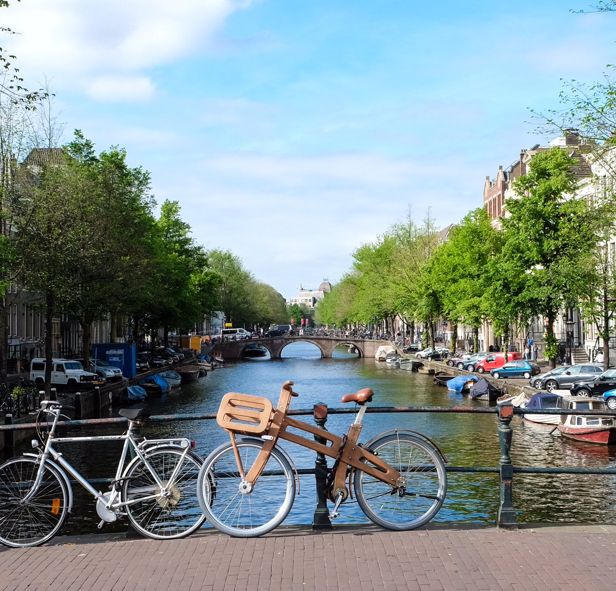 AV Designs tweet media