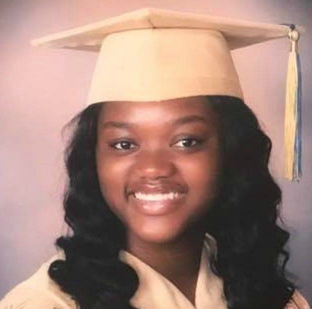WestChesterASD's tweet photo. A scholarship fund has been set up to honor the memory of @Rustin2017 grad #biancaroberson. https://t.co/fYeSgMLu3w #wcasd #rustinhs https://t.co/SBbEjknowK