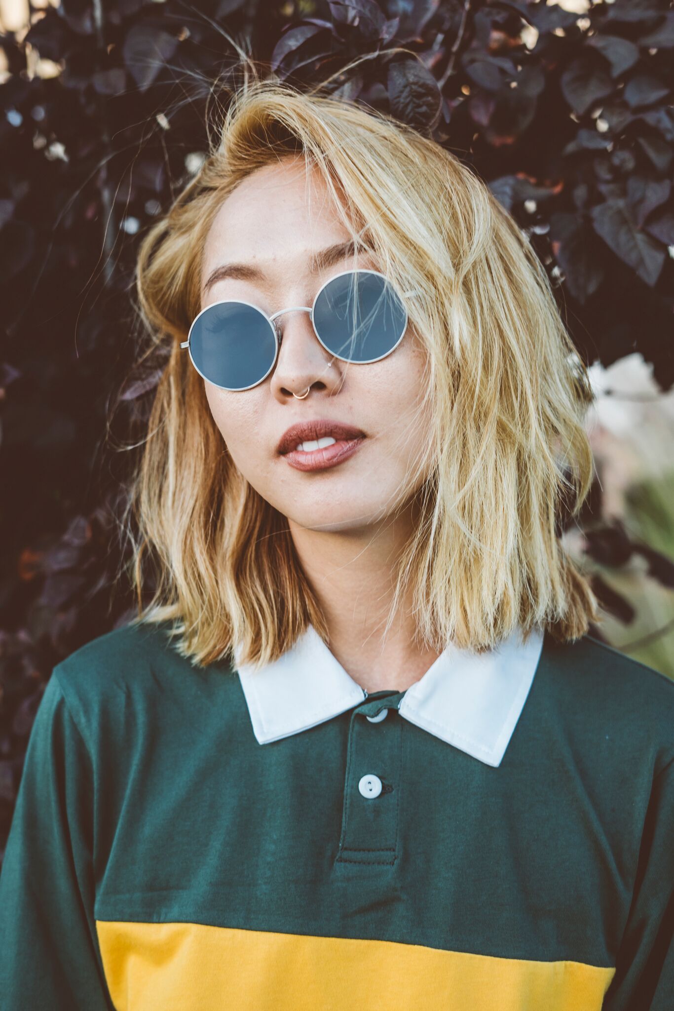 X 上的Oliver Peoples：「Backstage Babe // Dani wears Oliver