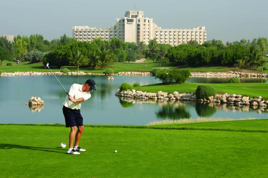 GreatGolfHotels's tweet photo. JA Palm Tree Court in Dubai https://t.co/gajUKzZY5p https://t.co/Qfdrp6HmRQ