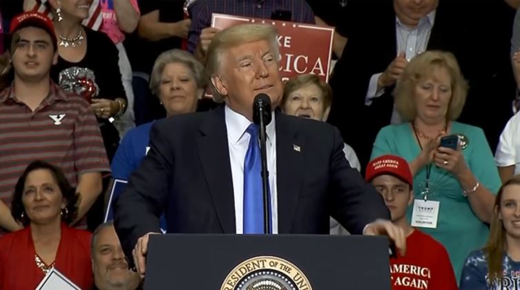 Trump: Transgender individuals can't serve 'in any capacity' in US military bit.ly/2uXgIrd https://t.co/CLd7hTRl5d