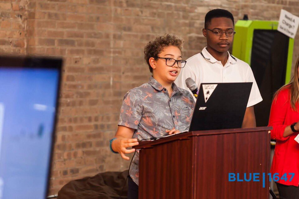 BlueStudios_io's tweet photo. Parents build their businesses @thebluelacuna while their children build &amp; present their tech skills in a diverse &amp; inclusive space. https://t.co/V2mmhornxk