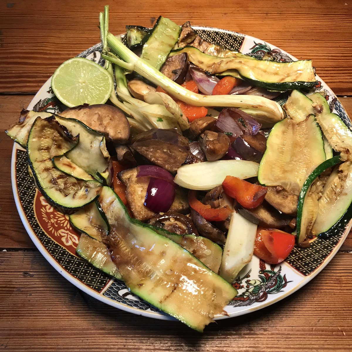 Last night...een lekker kleurrijk bord vegetables gemaakt #familydiner