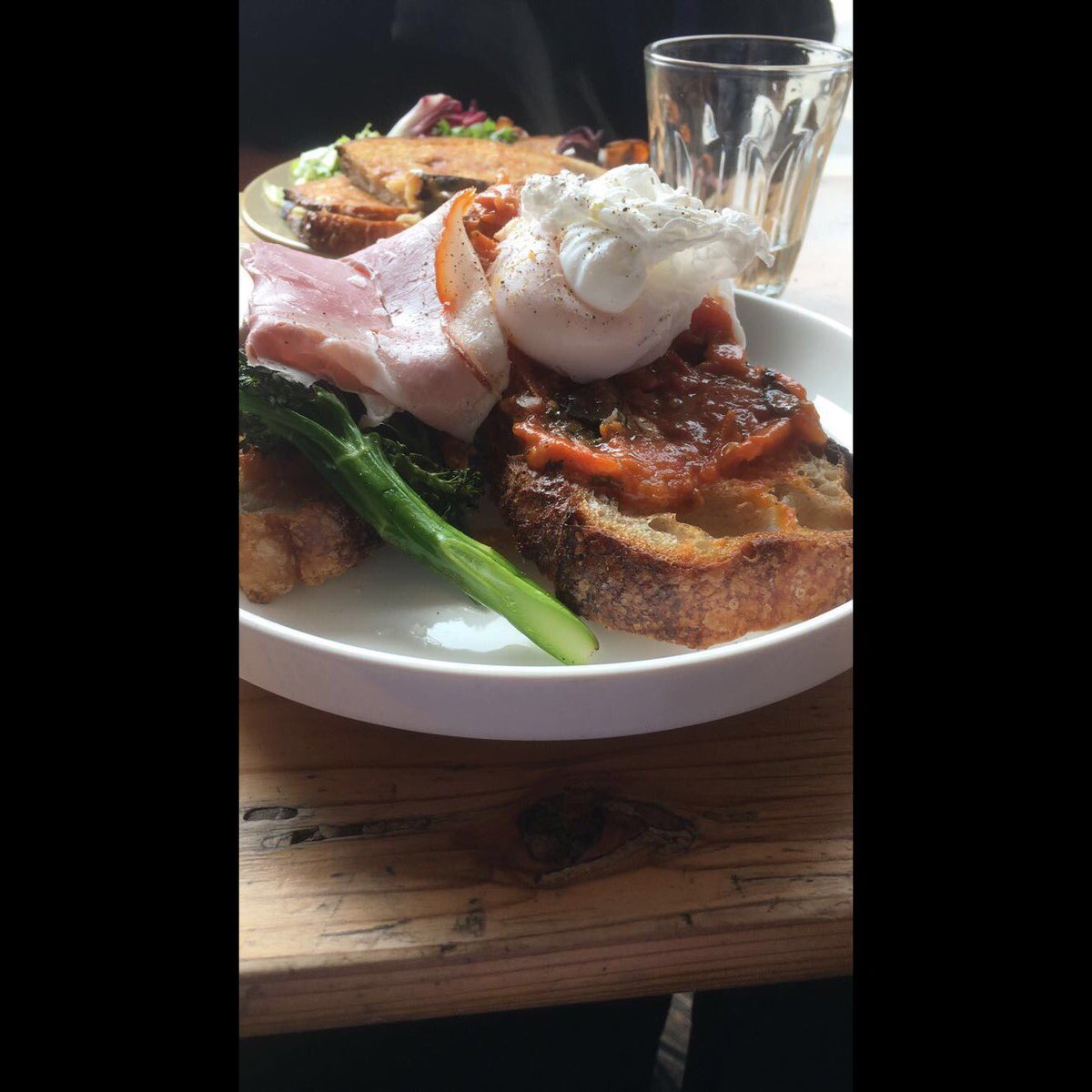 SamLouThompson's tweet image. Can't beat @CheeseCo4 for an amazing lunch 🙌🏻