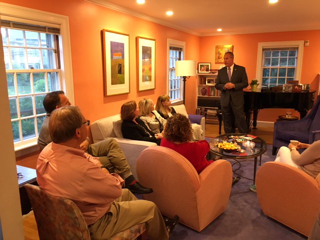 michaelgrill's tweet photo. Great Meet&amp;Greet last night with @ScottFLennon Newton mayoral candidate. Scott showed his passion for the City and experience with issues. https://t.co/DhvOn8fgWX