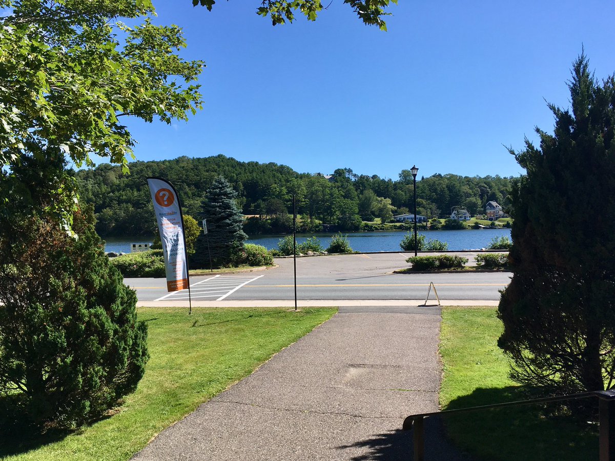 Mahone Bay VIC tweet media