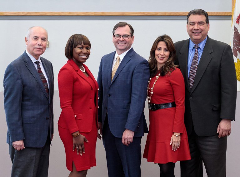 FortnightlyMag's tweet photo. We talked with @ILCommerceComm, a diverse group navigating a dynamic time of change https://t.co/1FBxfD0ffZ https://t.co/8HygEg49BD
