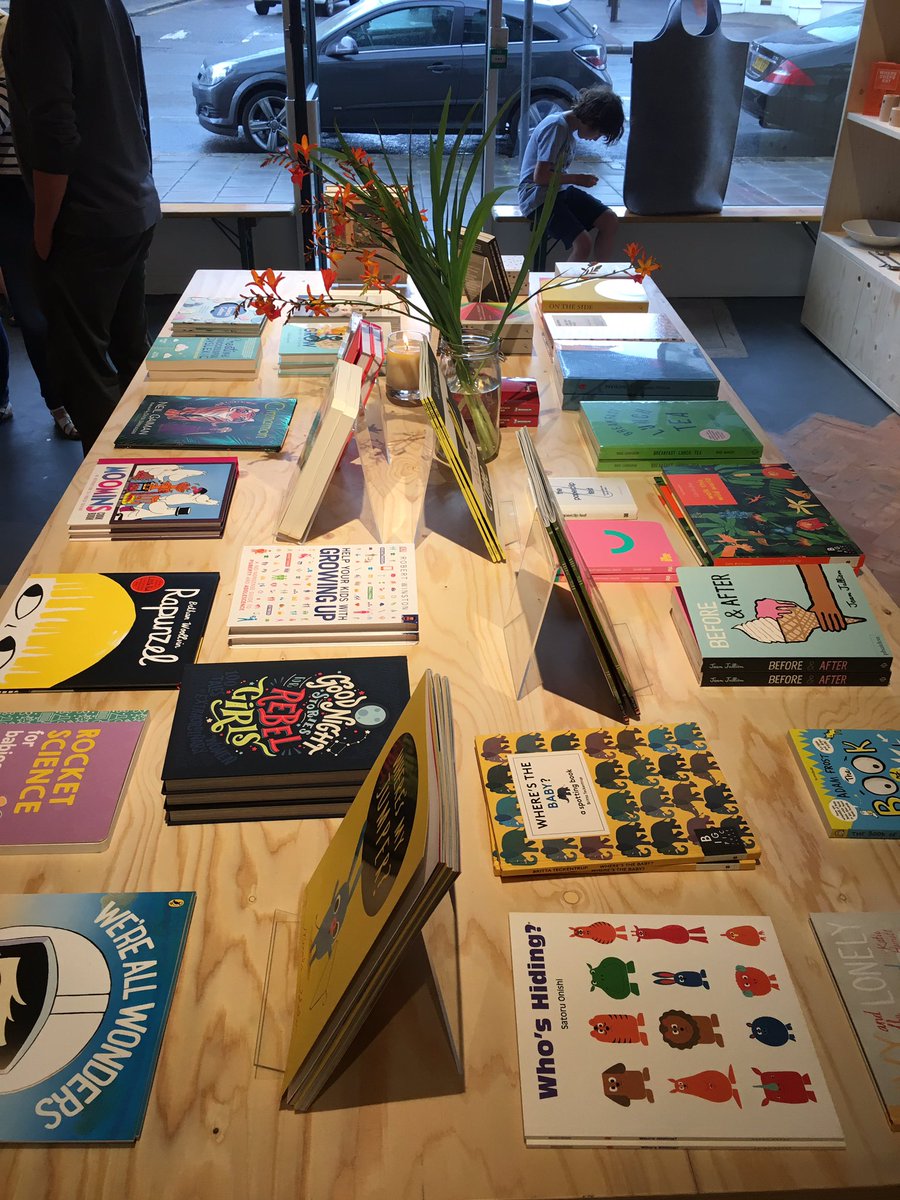 marcelafwrites's tweet photo. @gentlyhome is now open! Make sure you say hello and check their stock - so many lovely things! #sesussed #shoplocal https://t.co/4iBgJdyhoN