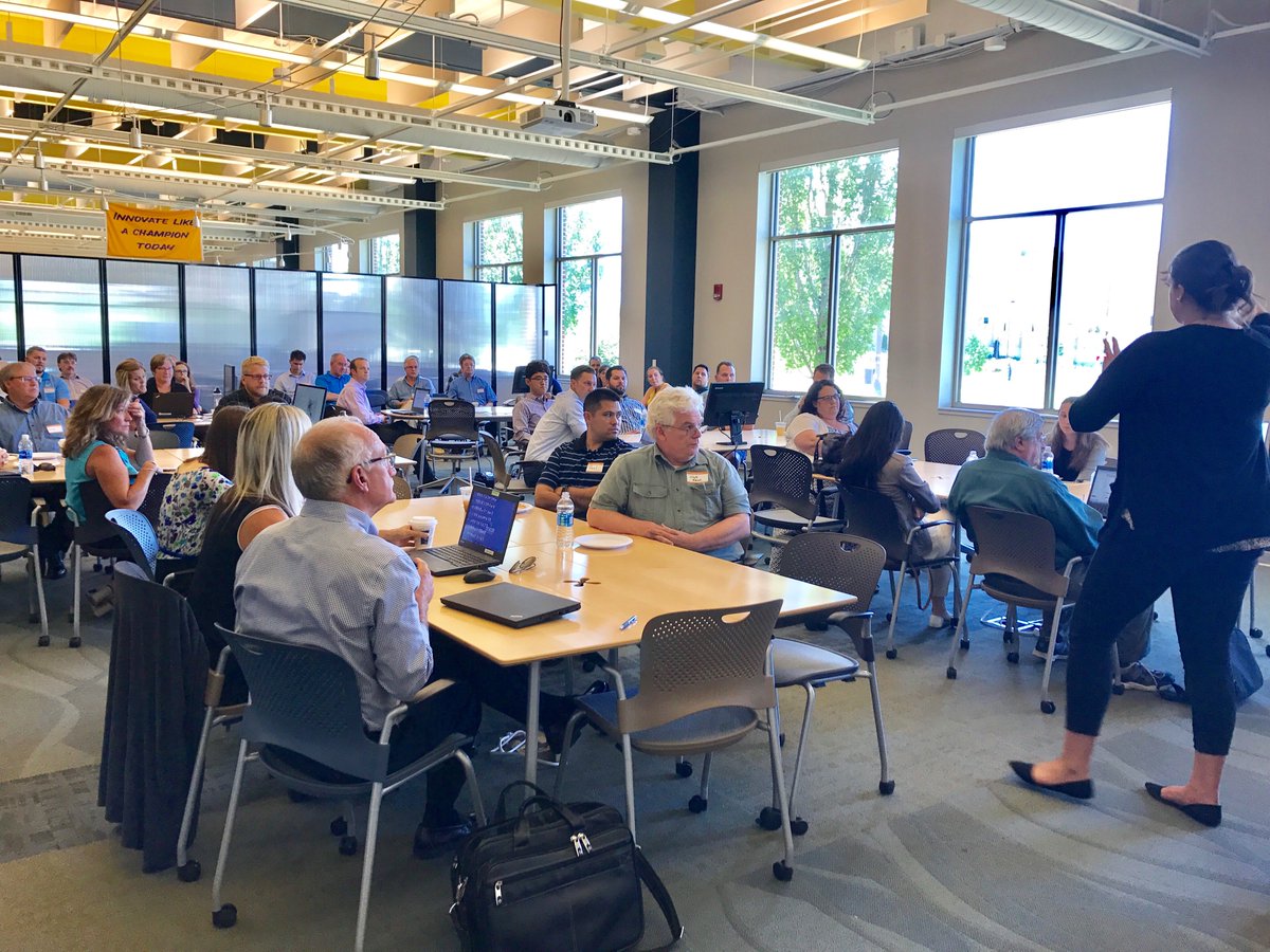 Aunalytics's tweet photo. Becca Bruszewski did a fantastic job coordinating the very first "Viz Fair" style Northern Indiana Tableau User Group event! https://t.co/lCv5k4SDCH