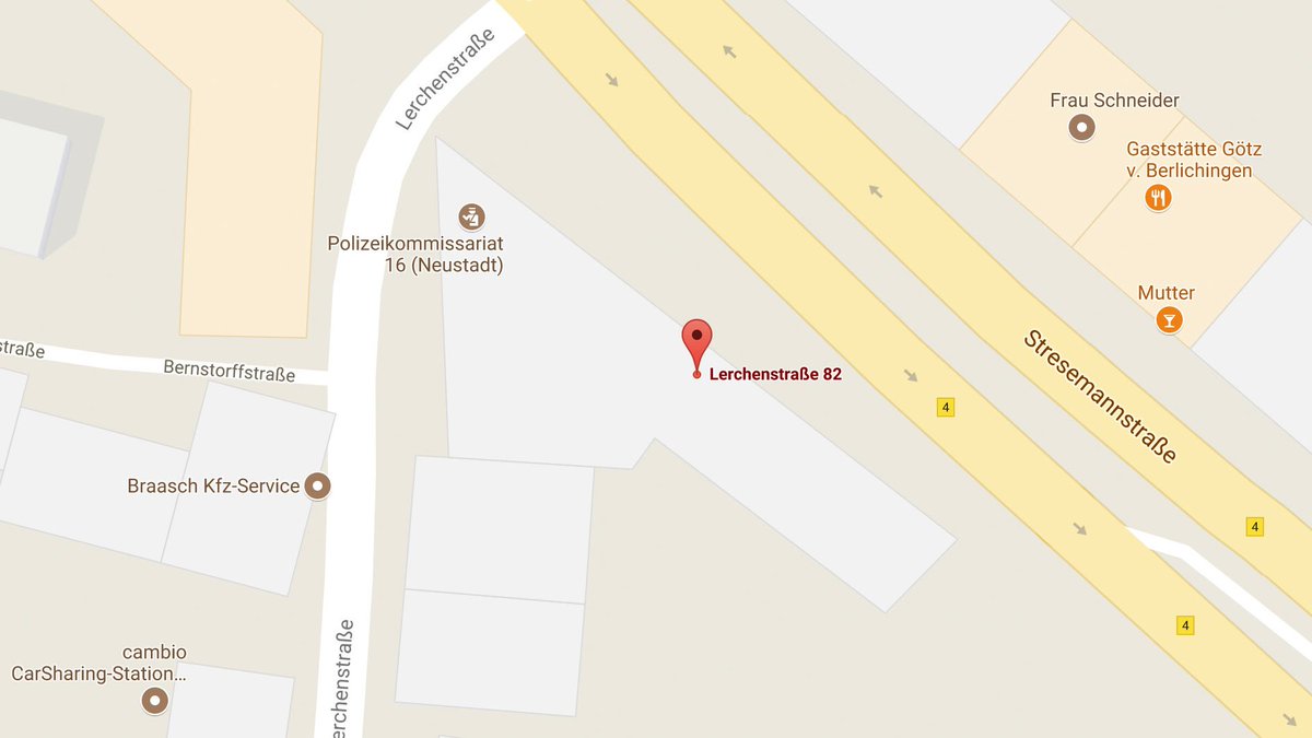 g20_doku's tweet image. Neuer Augenzeugenbericht: Anwalt am Hals gepackt und geschubst g20-doku.org/2017/07/08/anw…