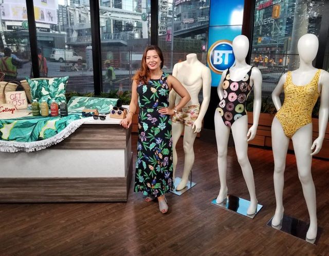 ELXRJuiceLab's tweet photo. Calorie-free fries for your one-piece, palm prints galore + @bloglovin other locavore picks for July in #yyz #wcw! https://t.co/rGJdISrLZf https://t.co/6AaIyF7avy