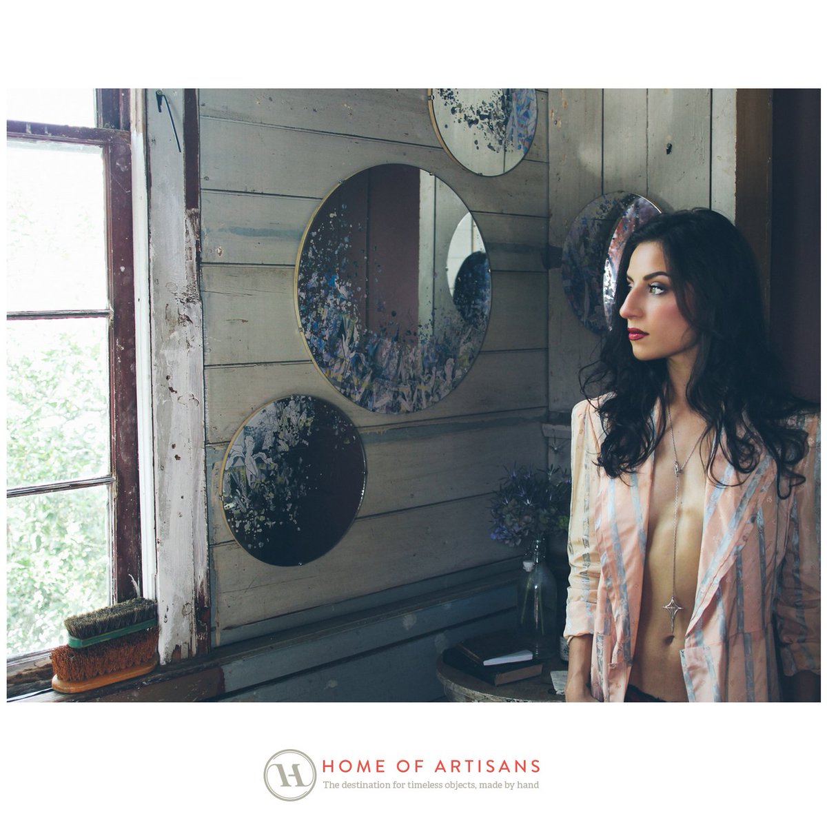 homeofartisans's tweet photo. This beautiful mirror is treated with a unique 'tarnishing' technique devised by Ruth Parker
https://t.co/Kv5CFiiWUz

#handmade #mirror https://t.co/xHO74ShyFX