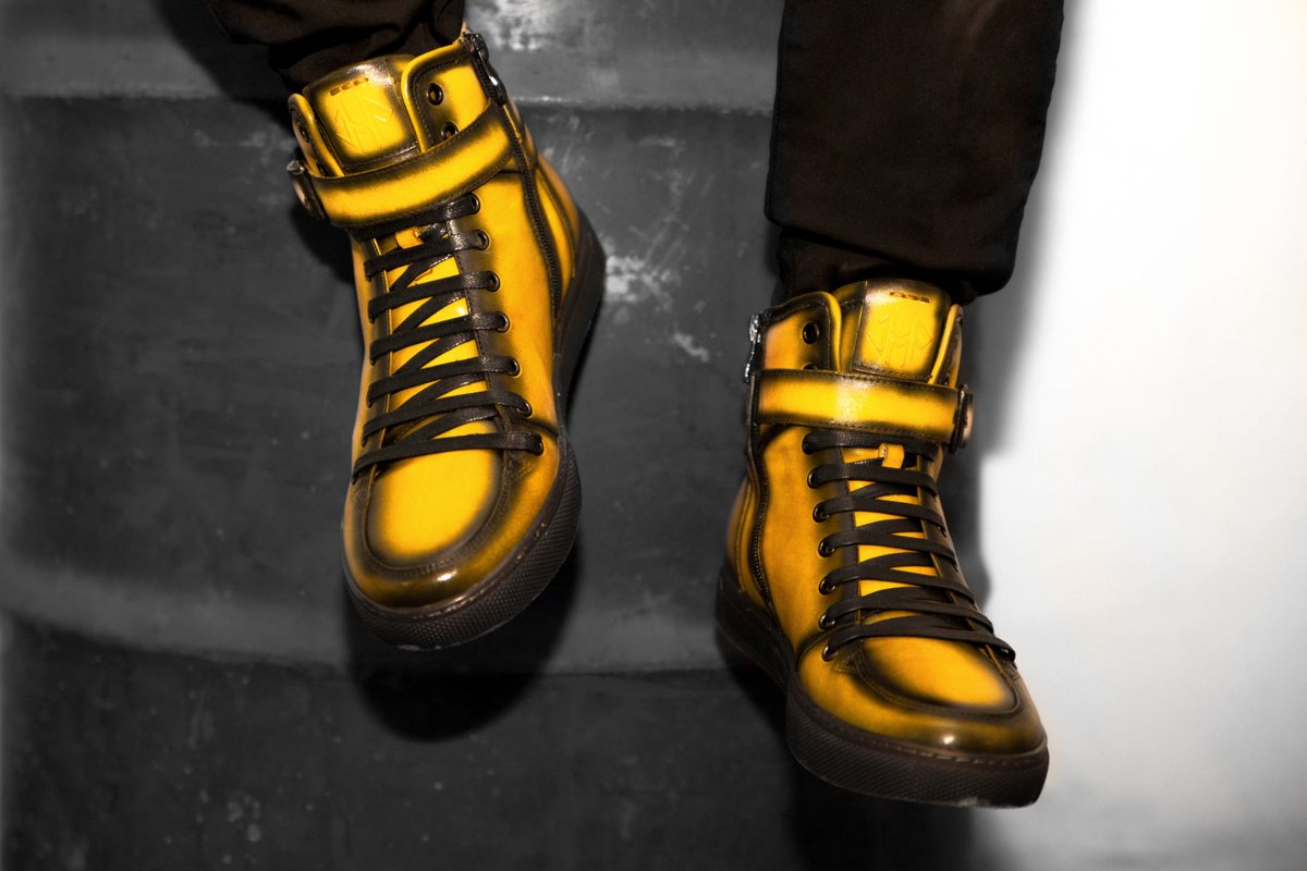 J75Shoes's tweet image. Effortlessly cool.
bit.ly/2ulZtPD
．
．
#SohoCollection #J75 #J75shoes #Jumpshoes #footwear #shoes #kicks #instashoes #sneakerholics