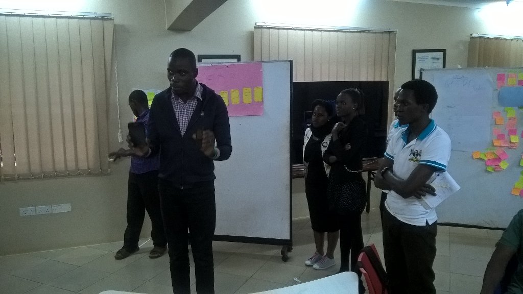 ekahat1's tweet photo. Team 1 pitching solution to make information available to everyone @AfricaResilient reduce maternal mortality... https://t.co/jqXCYfRAAU