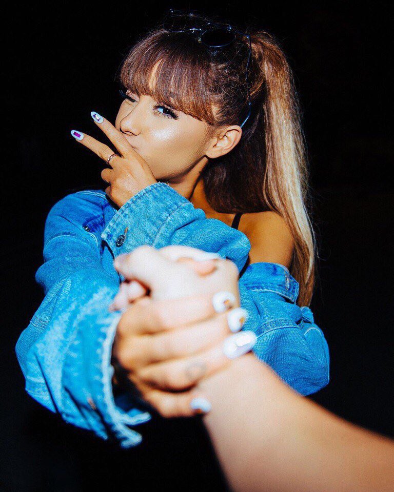 nissy_uno617's tweet photo. Please RT 😘😘

#MTVHottest Ariana Grande https://t.co/yo2bMRCem6