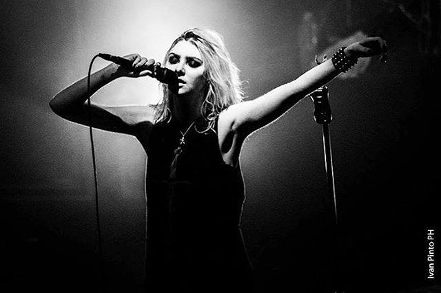 razorandtie's tweet photo. Happy Birthday @taylormomsen! 🤘🎉🤘🎉 https://t.co/3Om0VYUPuW