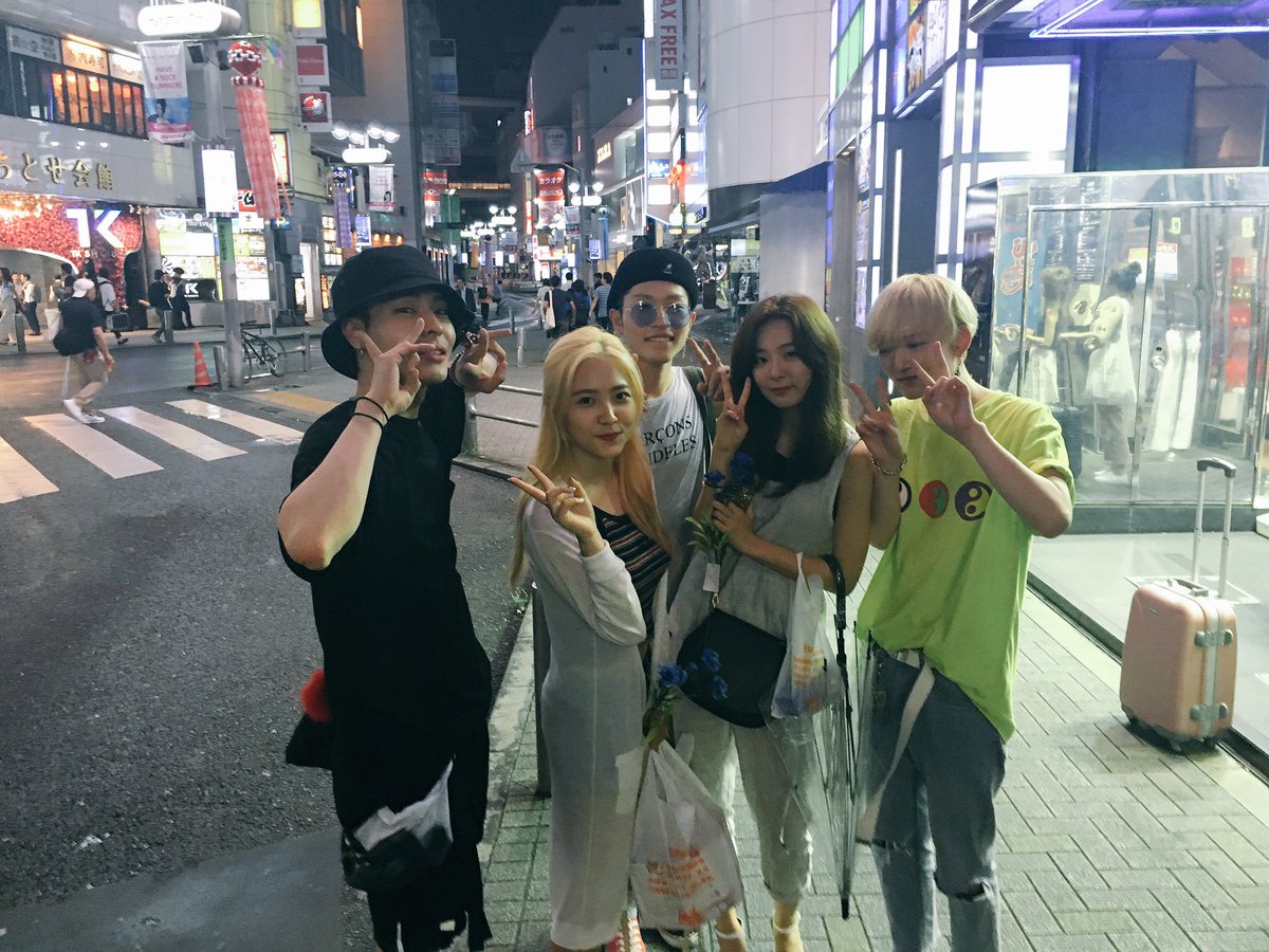 ttssmm1043's tweet photo. びっくりレドベルのイェリとスルギに会いました https://t.co/MjGb9qhKwG