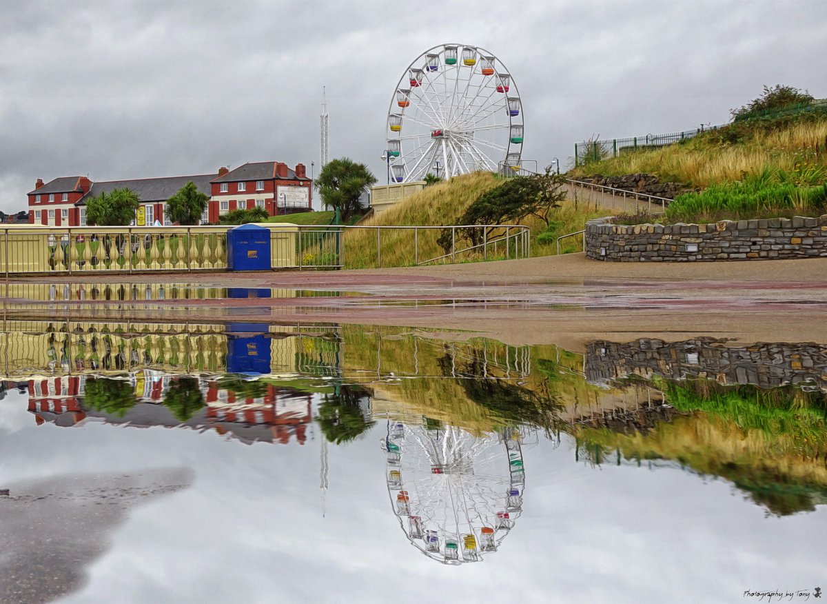 ccfc_bluebirds's tweet image. Mirrored on a rainy day  #BarryIsland #photography #withfilter 😏