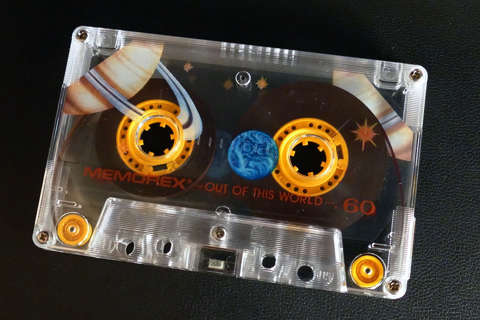Retweet if you miss making your own mixtapes...