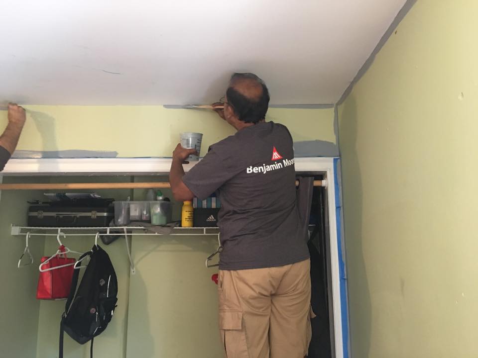 BCVolunteers's tweet photo. @Benjamin_Moore employees hard at work volunteering in the community! #givingmoore #volunteer #painting https://t.co/OZTx11rXwk