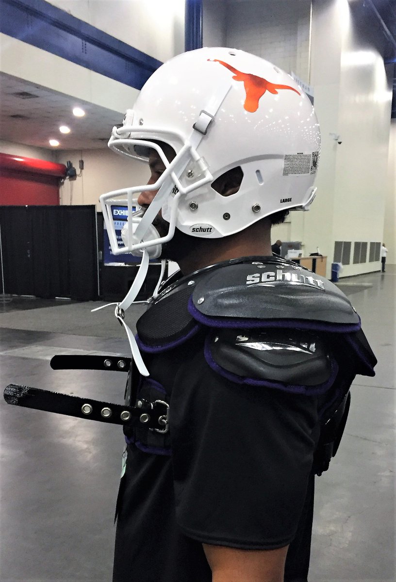 ViknSports's tweet photo. Go Longhorns!  Modeling some Schutt gear at the THSCA Convention @THSCAcoaches @schuttsports #THSCA2017 https://t.co/lK5CmWaFrw