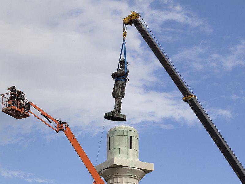 When Modern Mores Collide With History bit.ly/2h3EwnP https://t.co/aJOi3zF8Ub