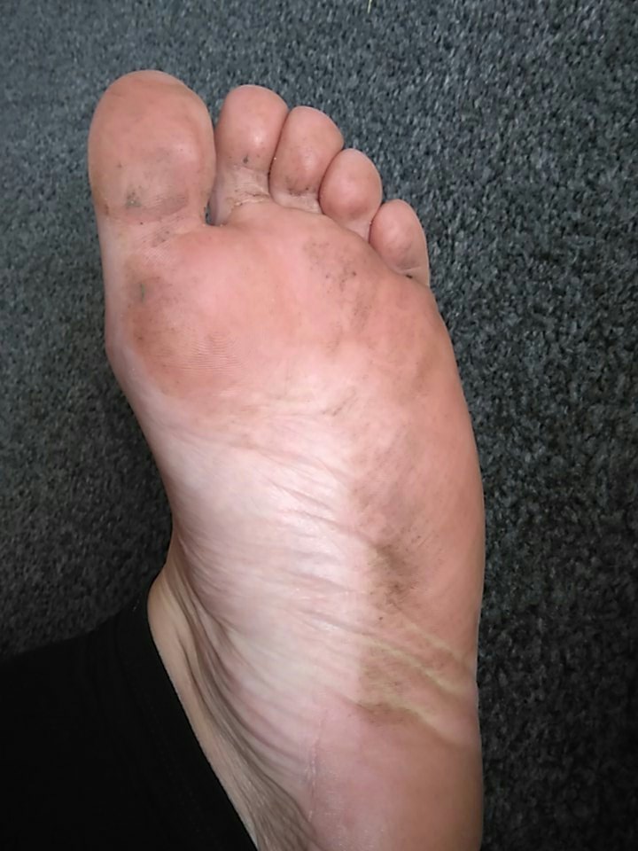 AlphaRiriRodes's tweet photo. Very dirty today! Now edge &amp; send to your Queen 💷 #findom #footfetish #footslave #mistress 🐽
@RTP1G @RT4tat2 @RT4fet @RTfindomfeet 💋 https://t.co/yvGuiAYqZs