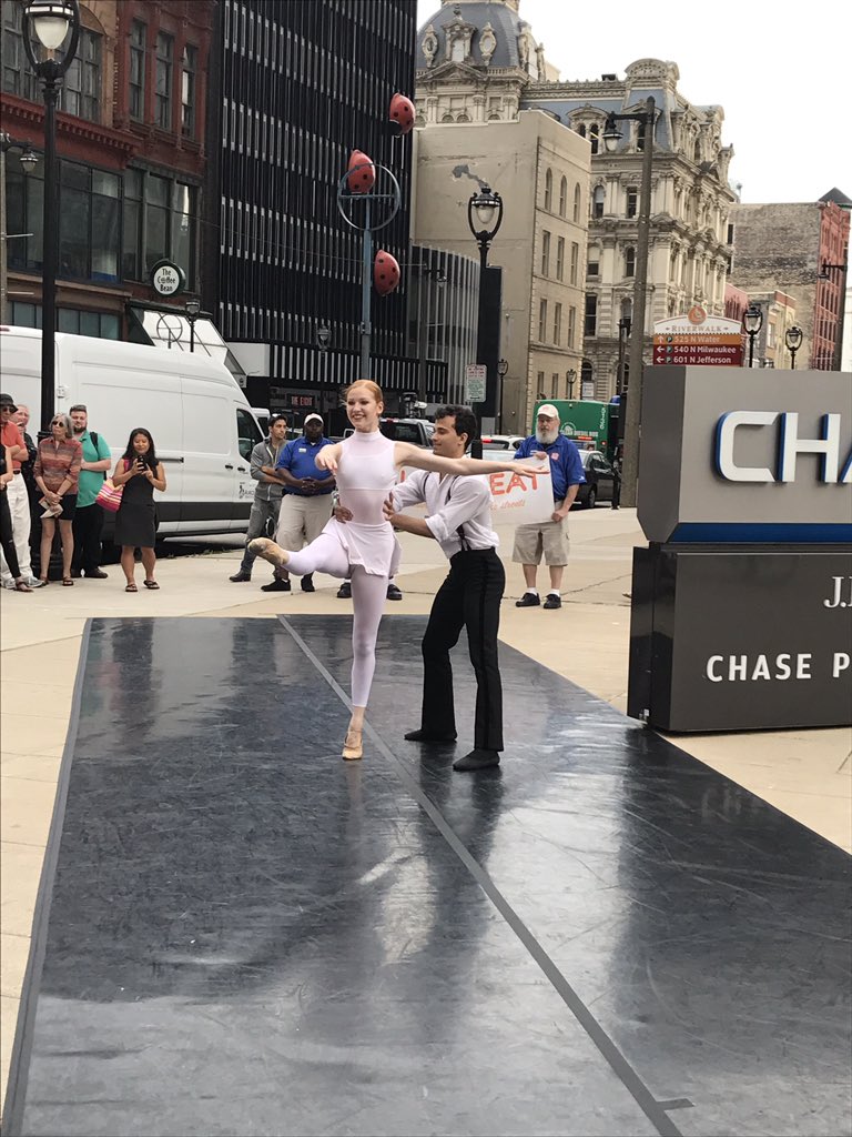 GrMKEFdn's tweet photo. Miss yesterday's #BalletBeat pop-up performance by @MilwaukeeBallet? Catch the finale tmrw at @MarcusCenter Peck Pavilion for FREE! https://t.co/z8JPCnIz12