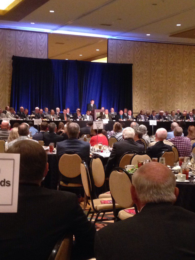 KatyISDAthletic's tweet photo. Coach Clayton speaking at the THSCA Balfour Hall of Honor Luncheon. Great speech Don and congratulations! https://t.co/hCBxvoUVgg
