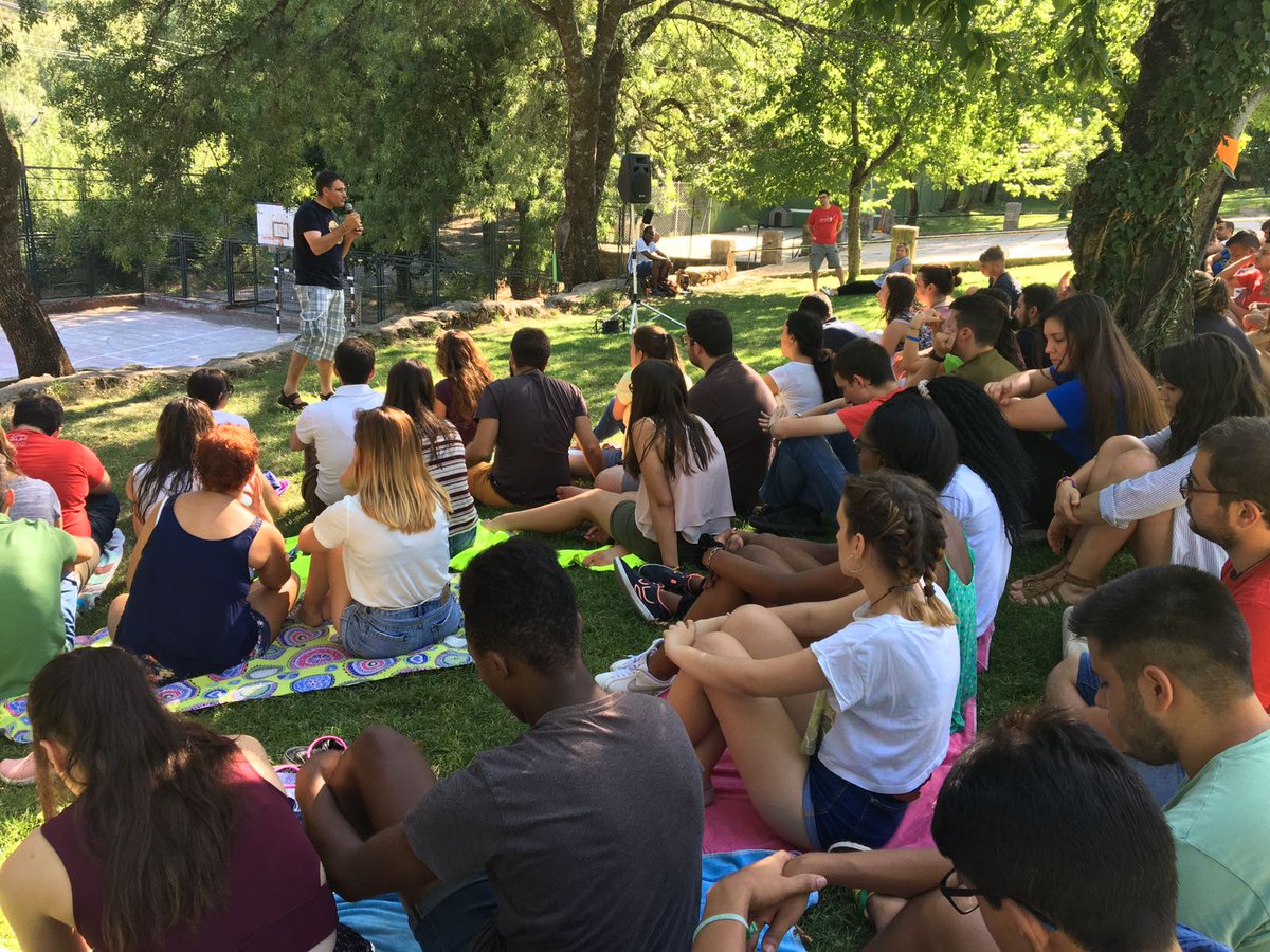 mnjrcce's tweet photo. ¡Llamados a la caridad! #centinelassummer17 https://t.co/8XvFh96IWJ