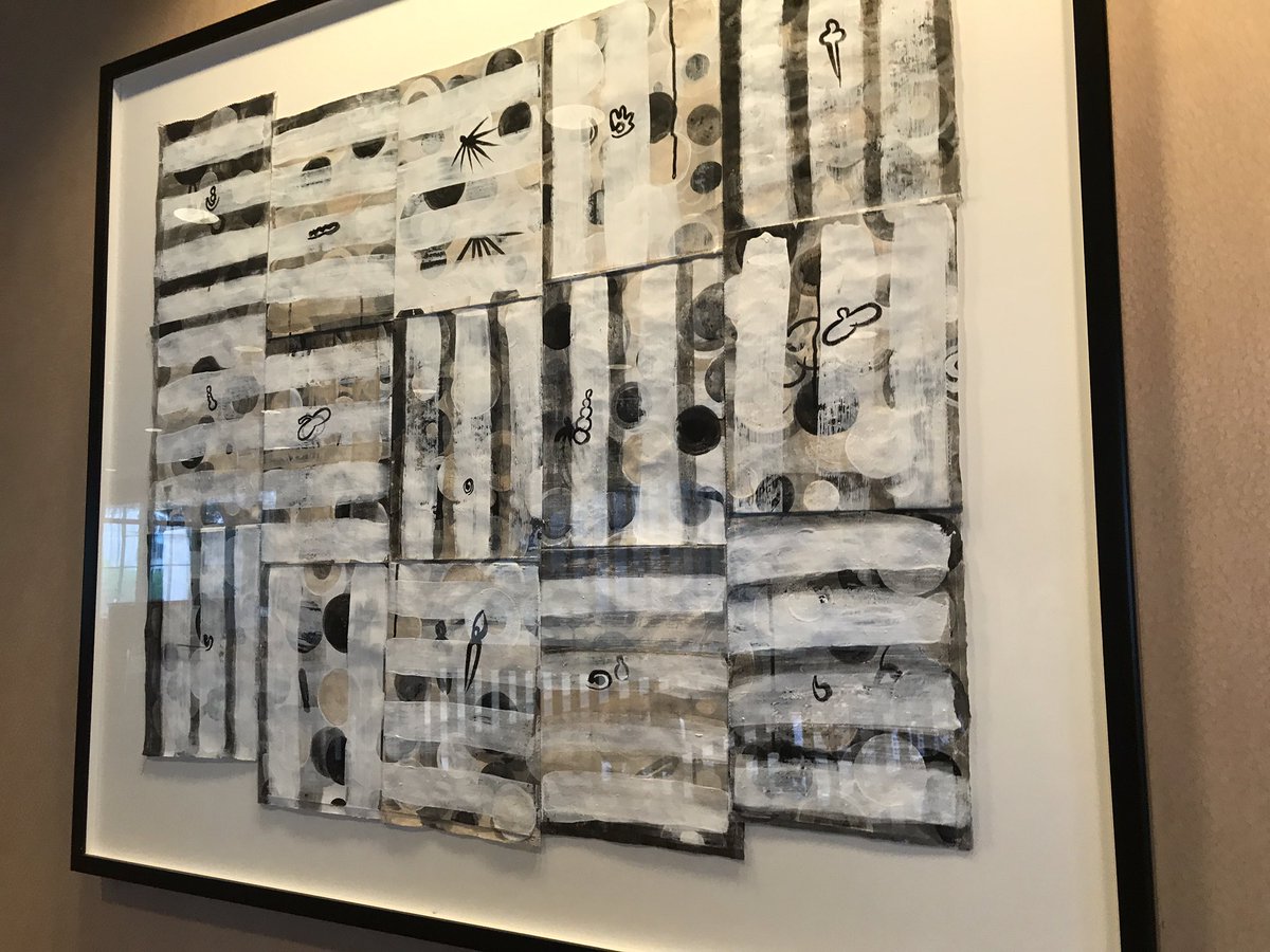 bee233's tweet image. My mind is turning everyday patterns into hashtags. From the floor - to the walls - to the tile near the bathroom stalls. #Sizzler17