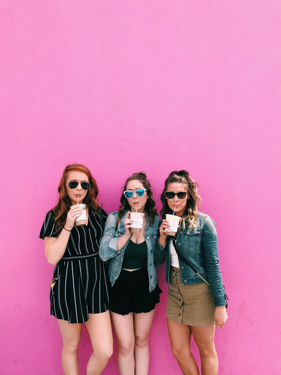 Happy seeing our sisters traveling abroad, rocking their internships, and more! Check our instagram <a href="/uwchiomega/">UW Chi Omega</a> for more summer updates! 💕