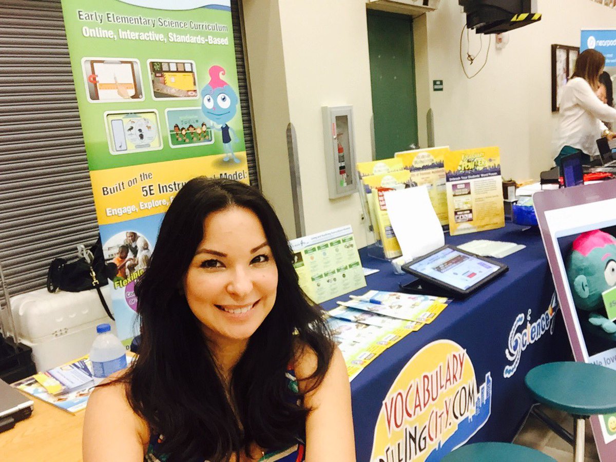 BettyBergnes's tweet photo. Hello #Synergy2017! Come by @Science4UsSays & @SpellingCity table tomorrow & take a selfie w/Sciefus! 📸#Science1st #K2Science @SynergyMDCPS https://t.co/x4mI5colSe