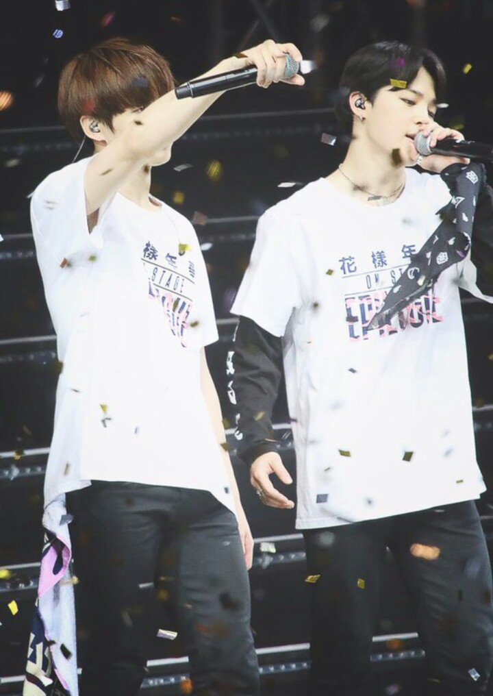 От <a href="/hwan_v_min/">Hwan_V_Min</a> 
1.Карие
2.Корея
3.Я не читаю книги)
#ОпросОтГэрри