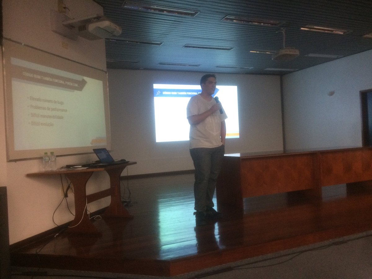 diracijunior's tweet photo. @rluizv e as métricas de software com #Sonarqube no #CWITestTalks #DaPraFazer #ComoMeuTimeFaz https://t.co/EzeloP6pNP