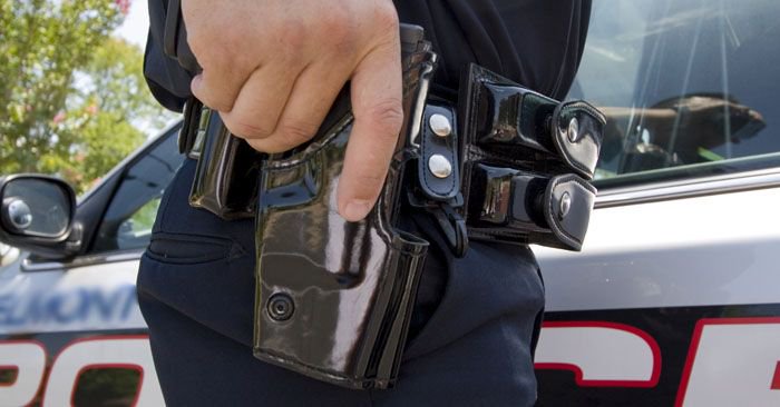 PoliceOne's tweet image. Minneapolis mayoral candidate wants to strip cops of their sidearms buff.ly/2uYl7u3