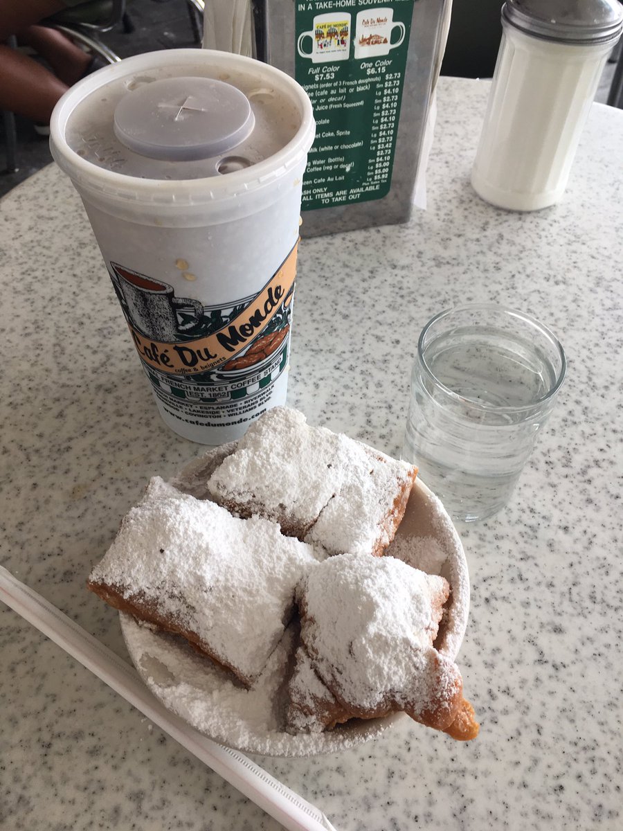 callmedeb's tweet photo. Finally doing it! #CafeDuMonde #NOLA #IAAPSummit2017 https://t.co/KmvyOzX8BN