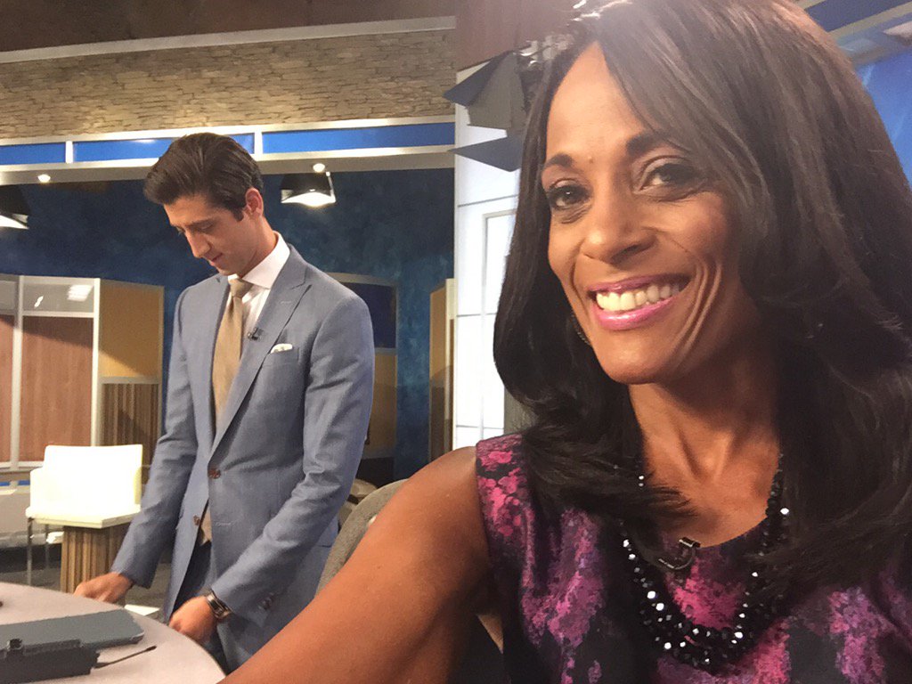 ReginaMobley757's tweet photo. Two #Granbycomets anchoring @13NewsNow today! @13PhilipT Let's soar https://t.co/Q30IJHvhEj