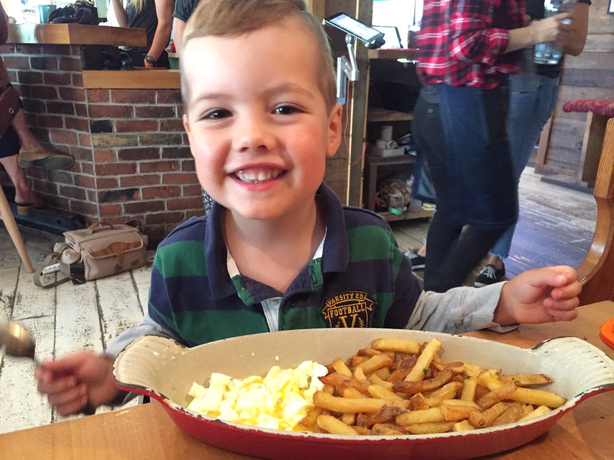 TheLukeMelnyk's tweet photo. Brunch @Mallard_Cottage... Fries, Eggs and then cake? "Are you kidding me?!" https://t.co/4Vxtv8tr6L